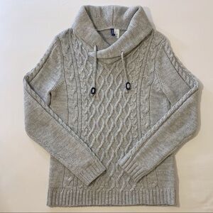 Cable Knit Sweater with Shawl Collar‎